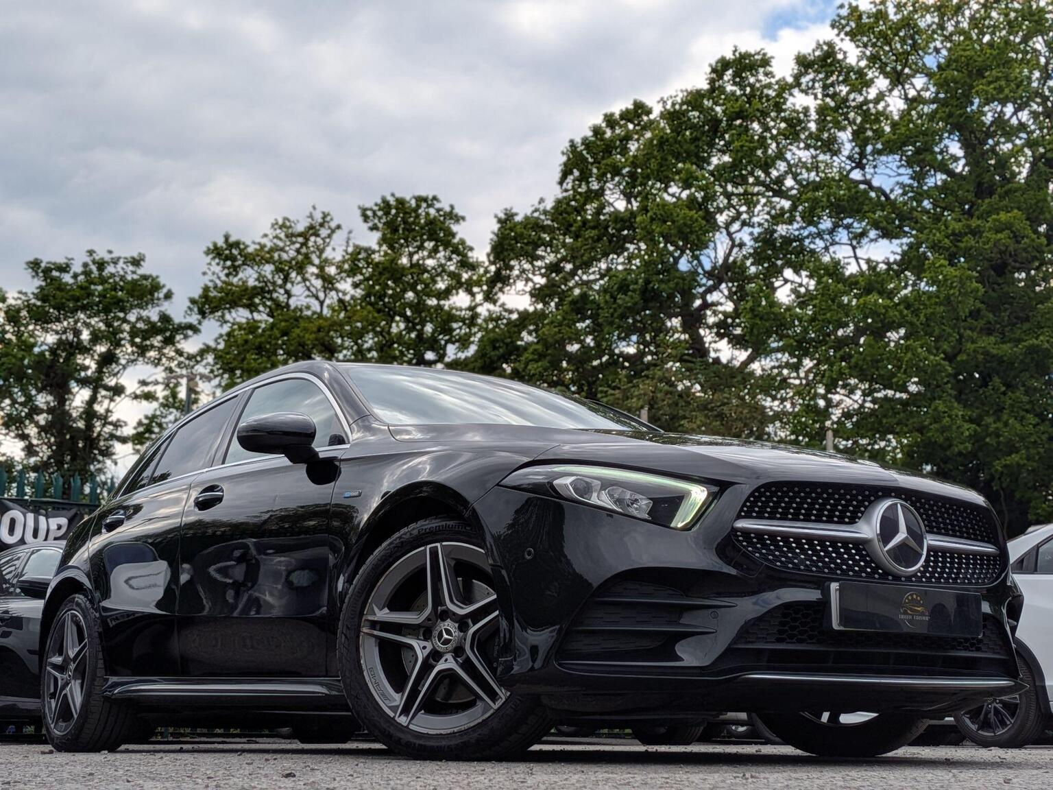 2021 Mercedes-Benz A CLASS 1.3 A250e 15.6kWh AMG Line (Premium 2) 8G-DCT Euro 6 (s/s) 5dr, exterior view 4