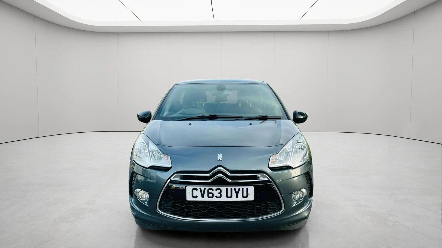 2013 Citroen DS3 1.6 VTi DStyle Plus Euro 5 3dr, exterior view 2