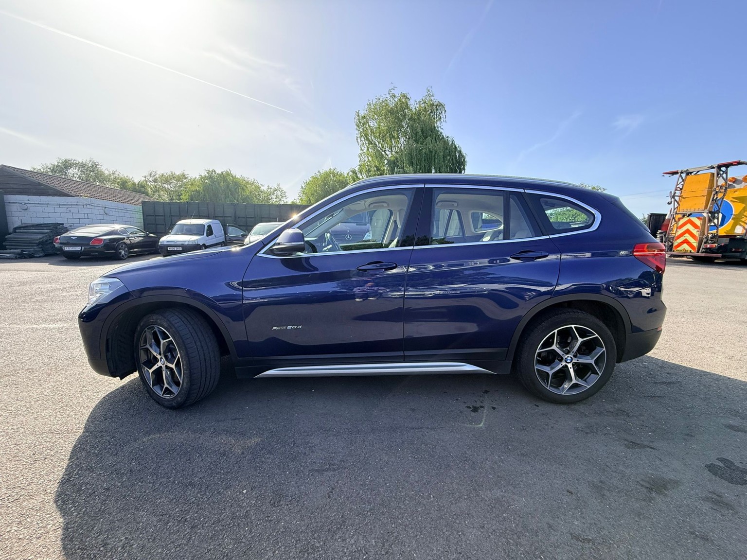2017 BMW X1 2.0 X1 xDrive20d xLine, exterior view 4