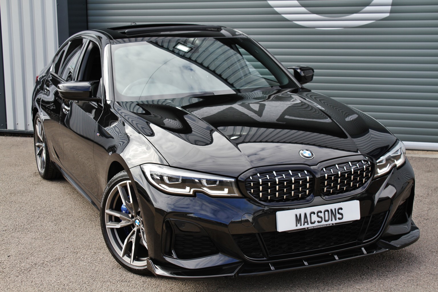 2020 BMW 3 SERIES 3.0 M340d xDrive Saloon, exterior view 3