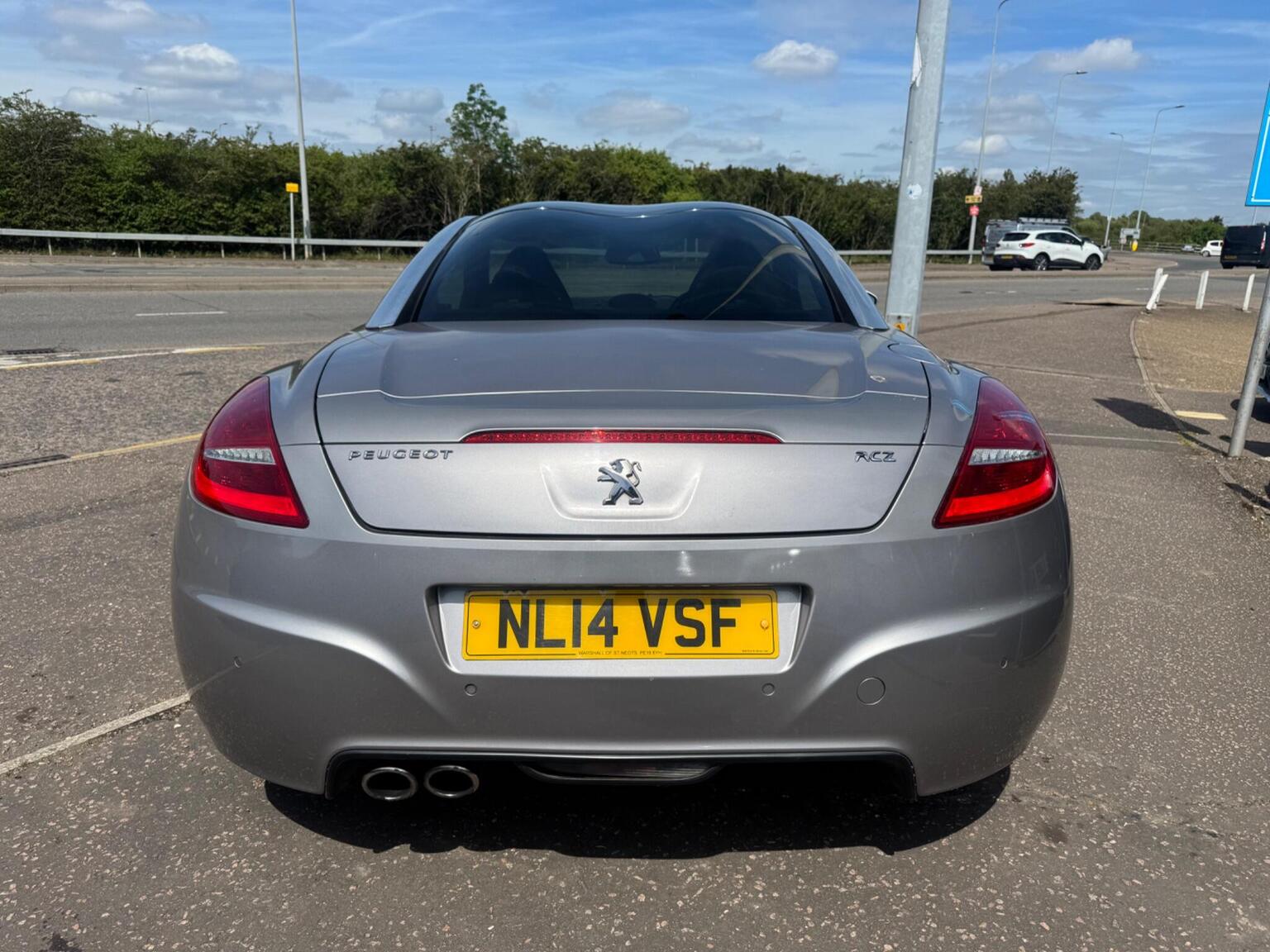 2014 Peugeot RCZ 1.6 THP GT Euro 5 2dr, exterior view 4