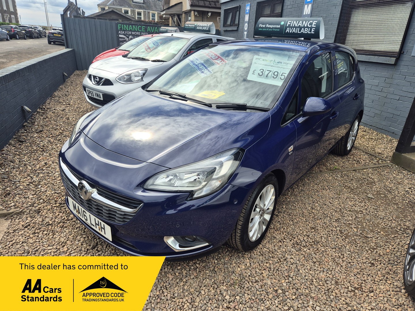 2016 Vauxhall CORSA 1.4 i ecoFLEX SE for sale, exterior front view