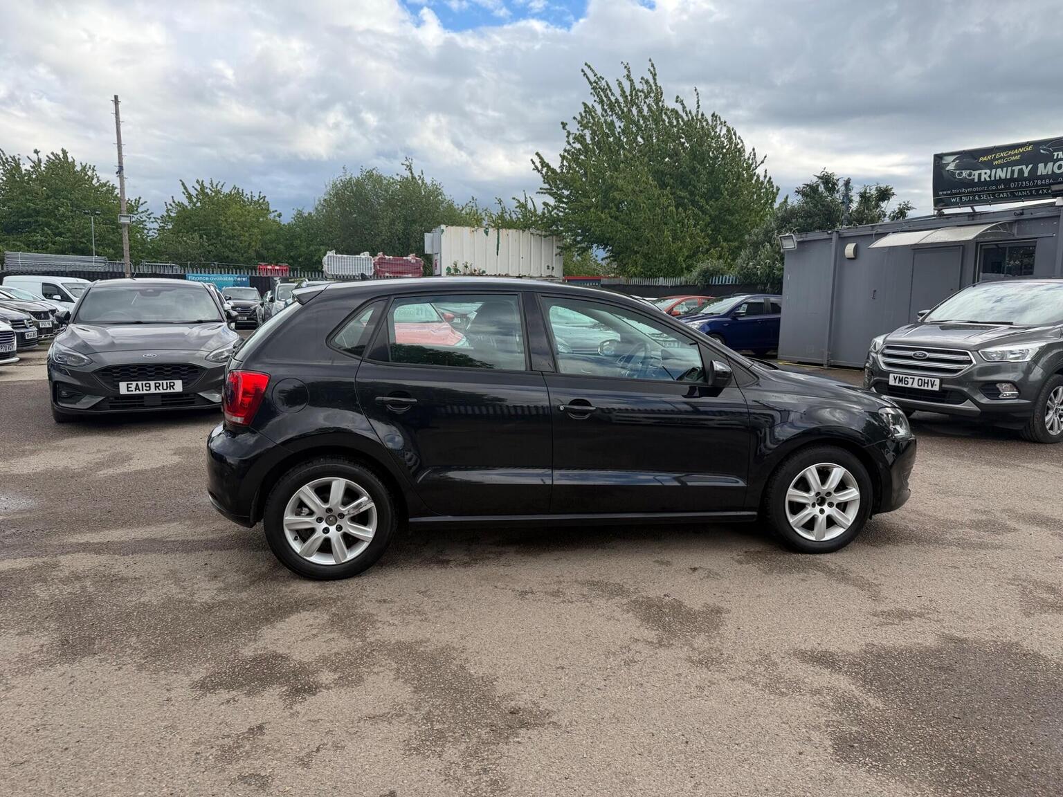 2010 Volkswagen POLO 1.4 SE DSG Euro 5 5dr, exterior view 4