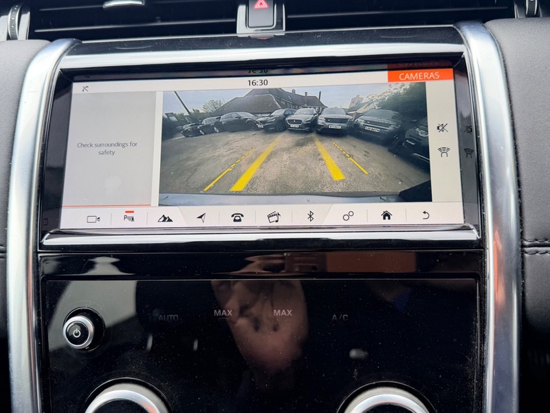 2019 Land Rover Discovery Sport S, exterior view 3