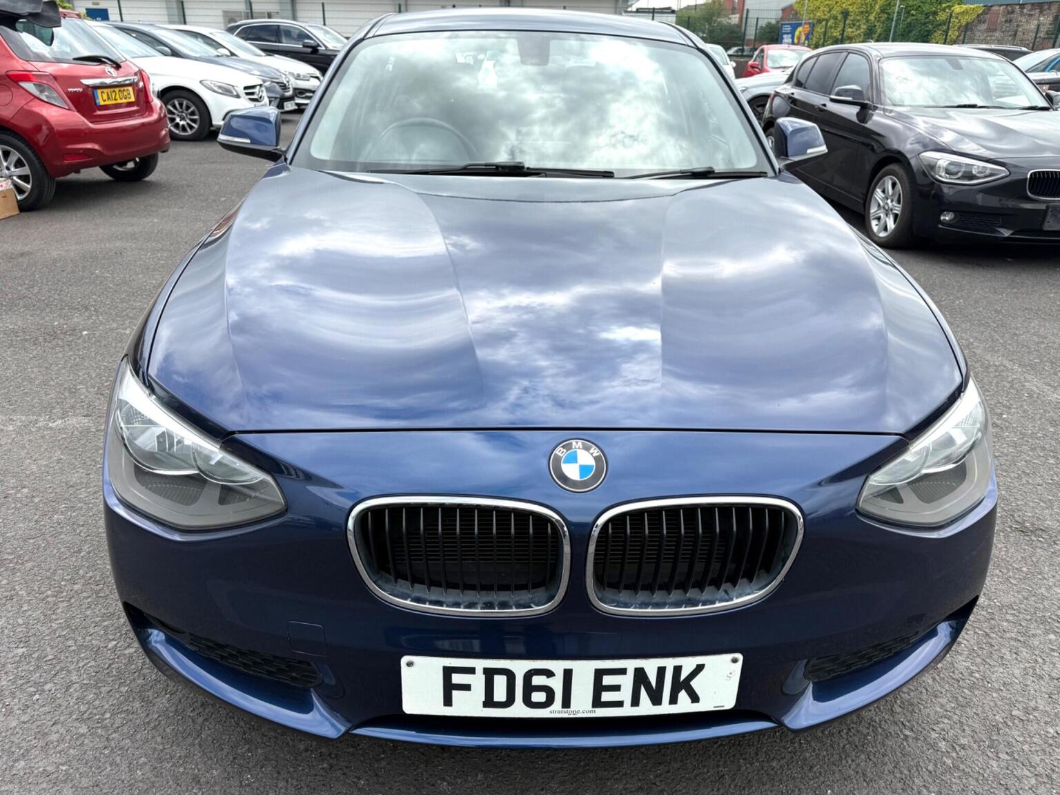 2011 BMW 1 SERIES 1.6 116i SE Euro 5 (s/s) 5dr, exterior view 4