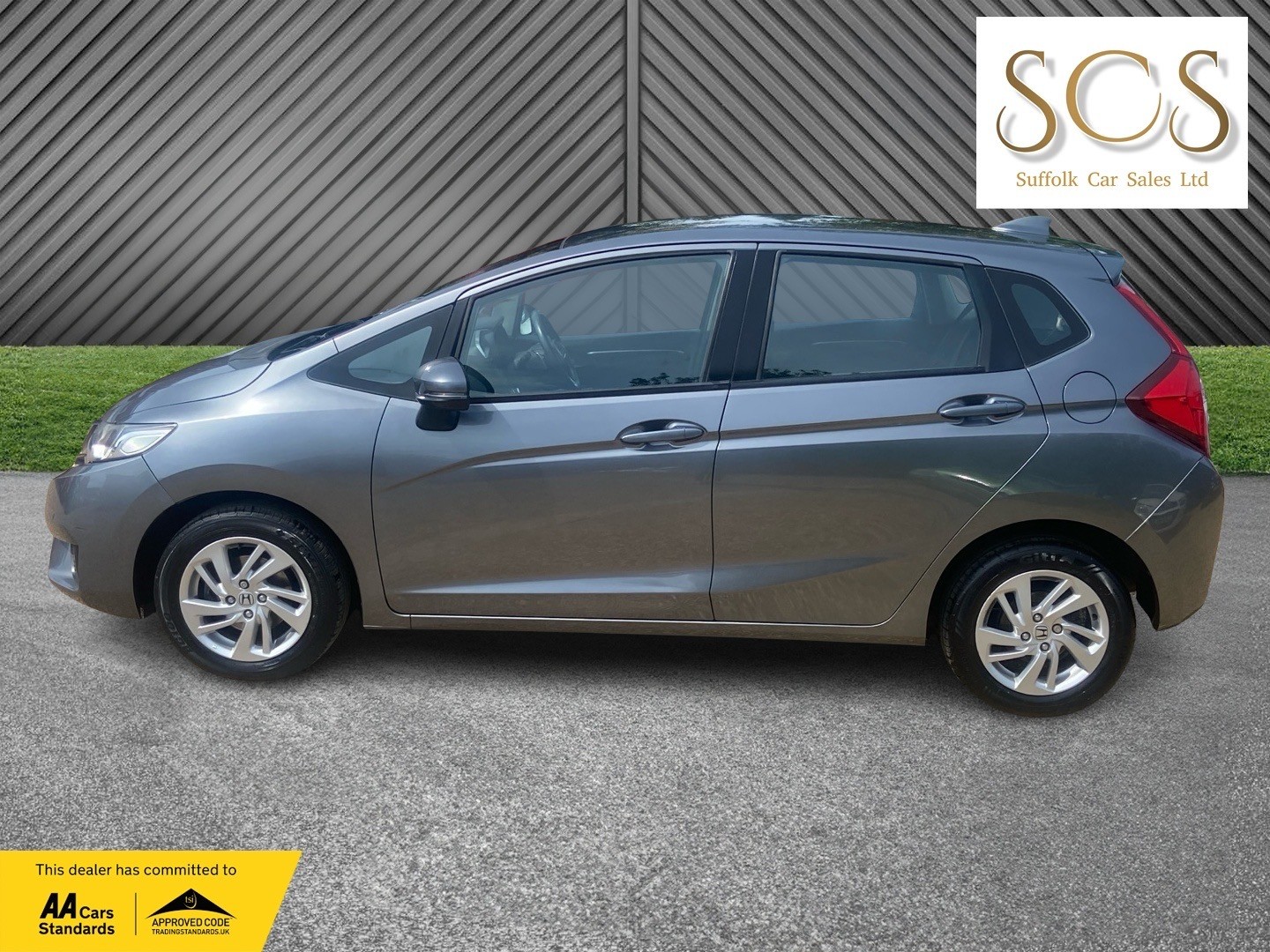 2017 Honda JAZZ 1.3 i-VTEC SE, exterior view 4