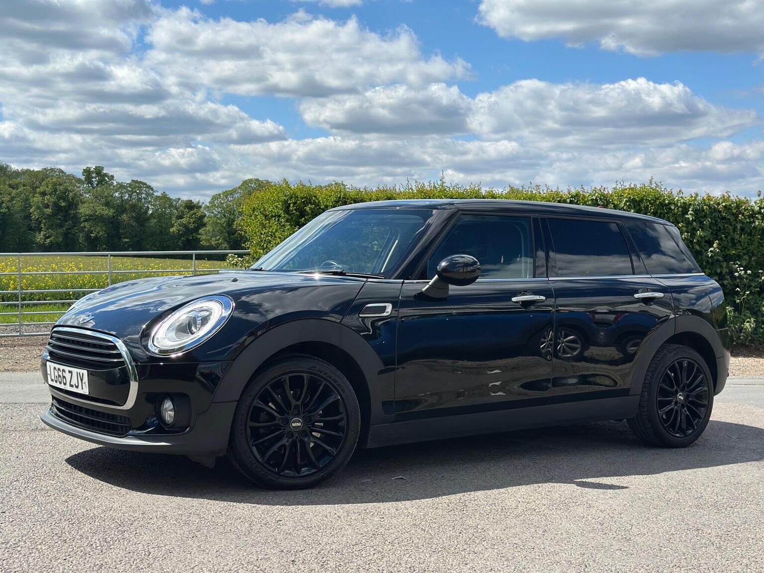 2016 MINI CLUBMAN 2.0 Cooper D Euro 6 (s/s) 6dr, exterior view 4