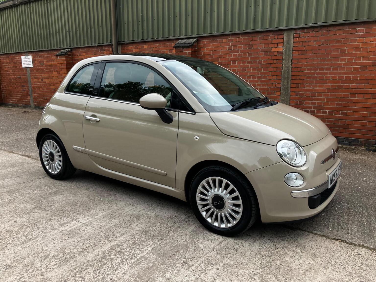 2013 Fiat 500 1.2 Lounge Euro 4 3dr, exterior view 2