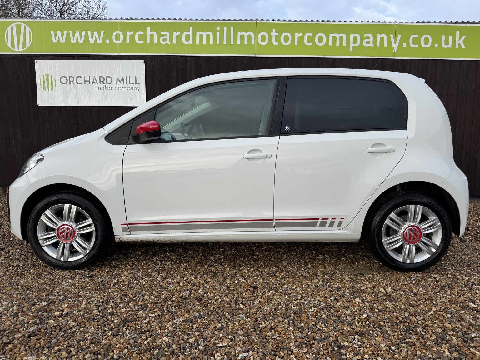 2018 Volkswagen UP 1.0 up! beats, exterior view 3
