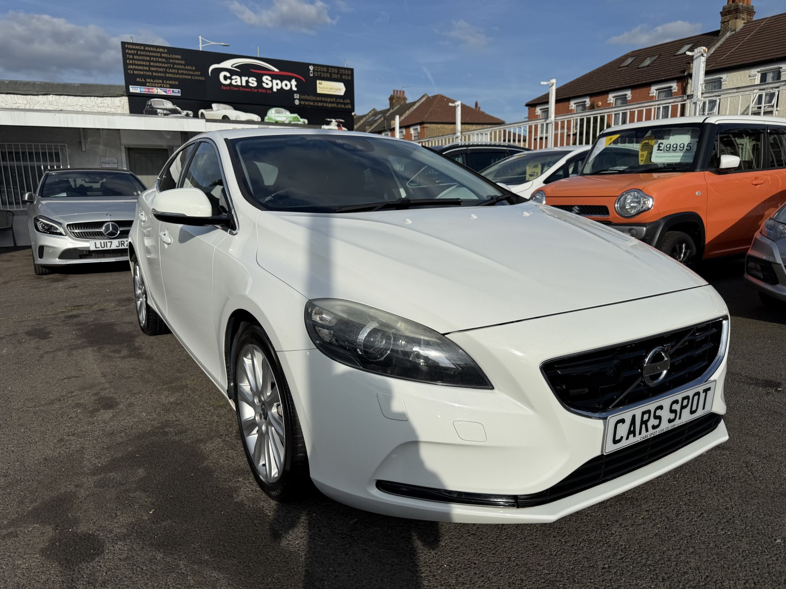 2015 Volvo V40 1.6 T4 SE FRESH IMPORT VERIFIED MILE FINANCE AVB, exterior view 2