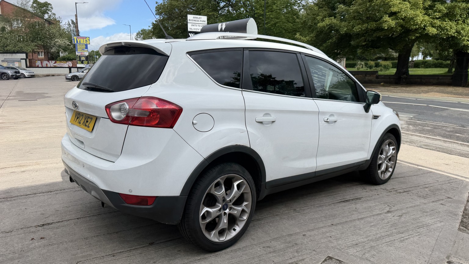 2012 Ford KUGA 2.0 TDCi Zetec Diesel White 5dr GREAT VALUE+12 STAMPS, exterior view 4