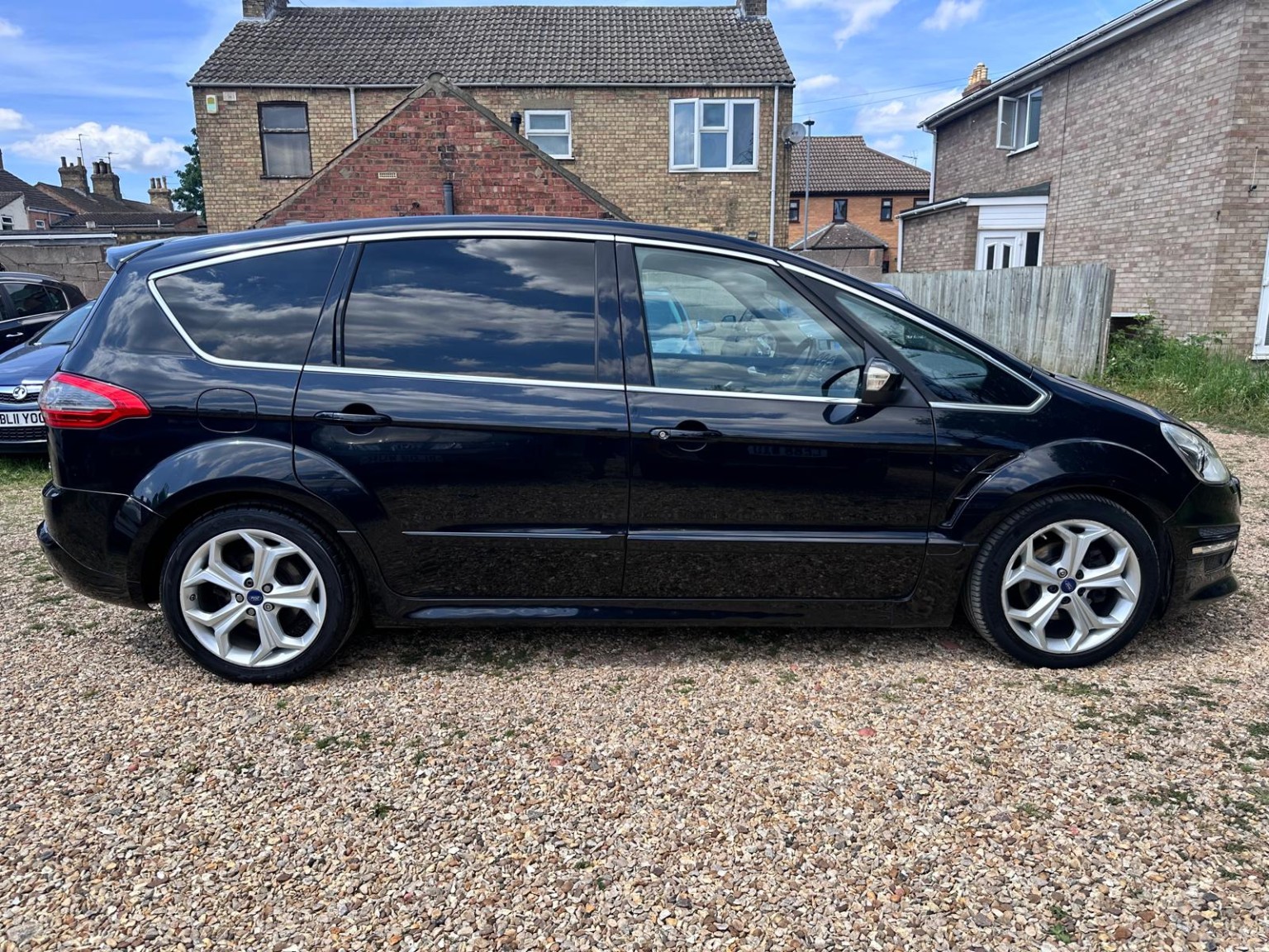 2014 Ford S-MAX 2.2 TDCi Titanium X Sport, exterior view 2