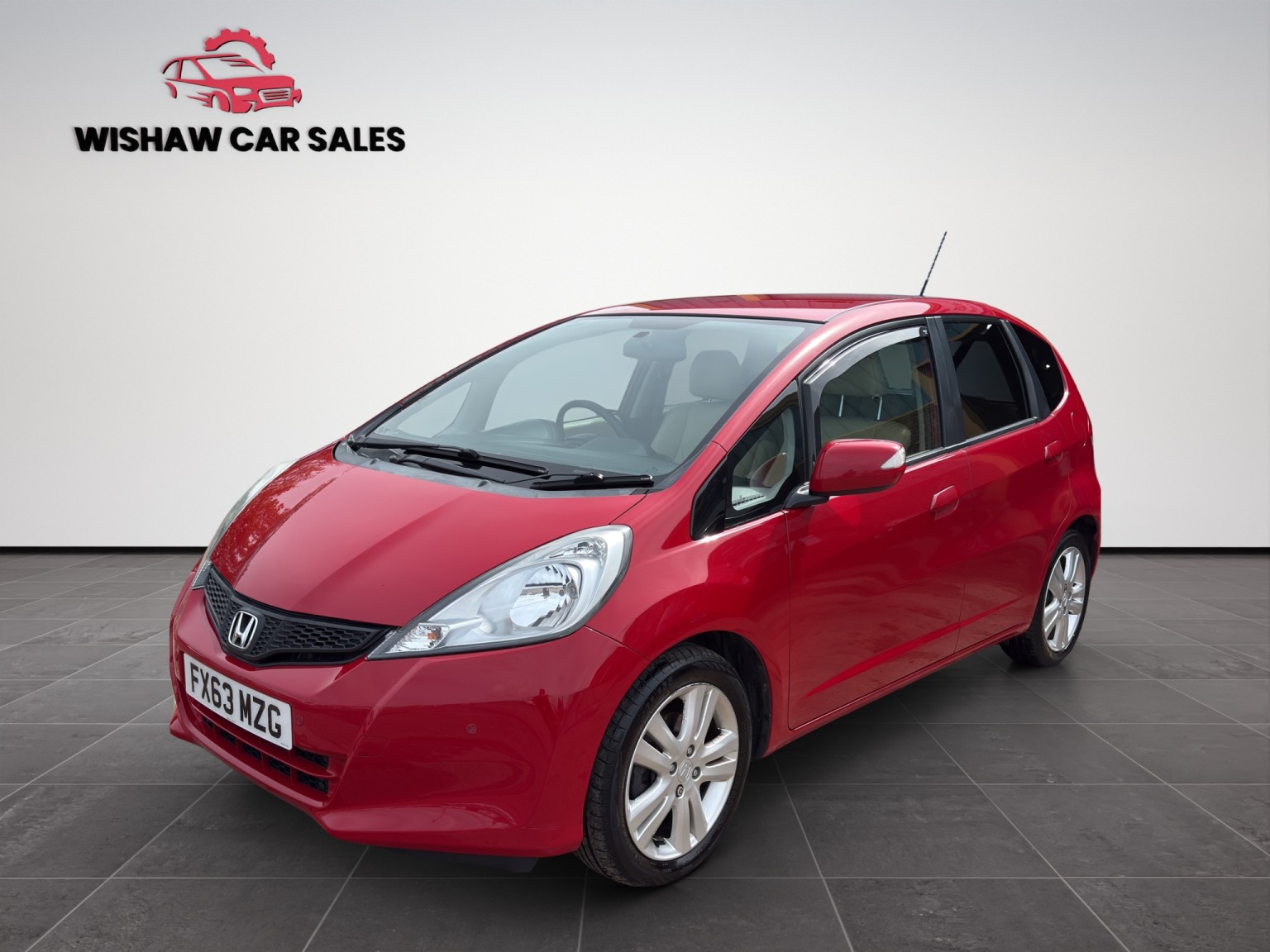 2013 Honda JAZZ 1.4 i-VTEC ES Plus, exterior view 3