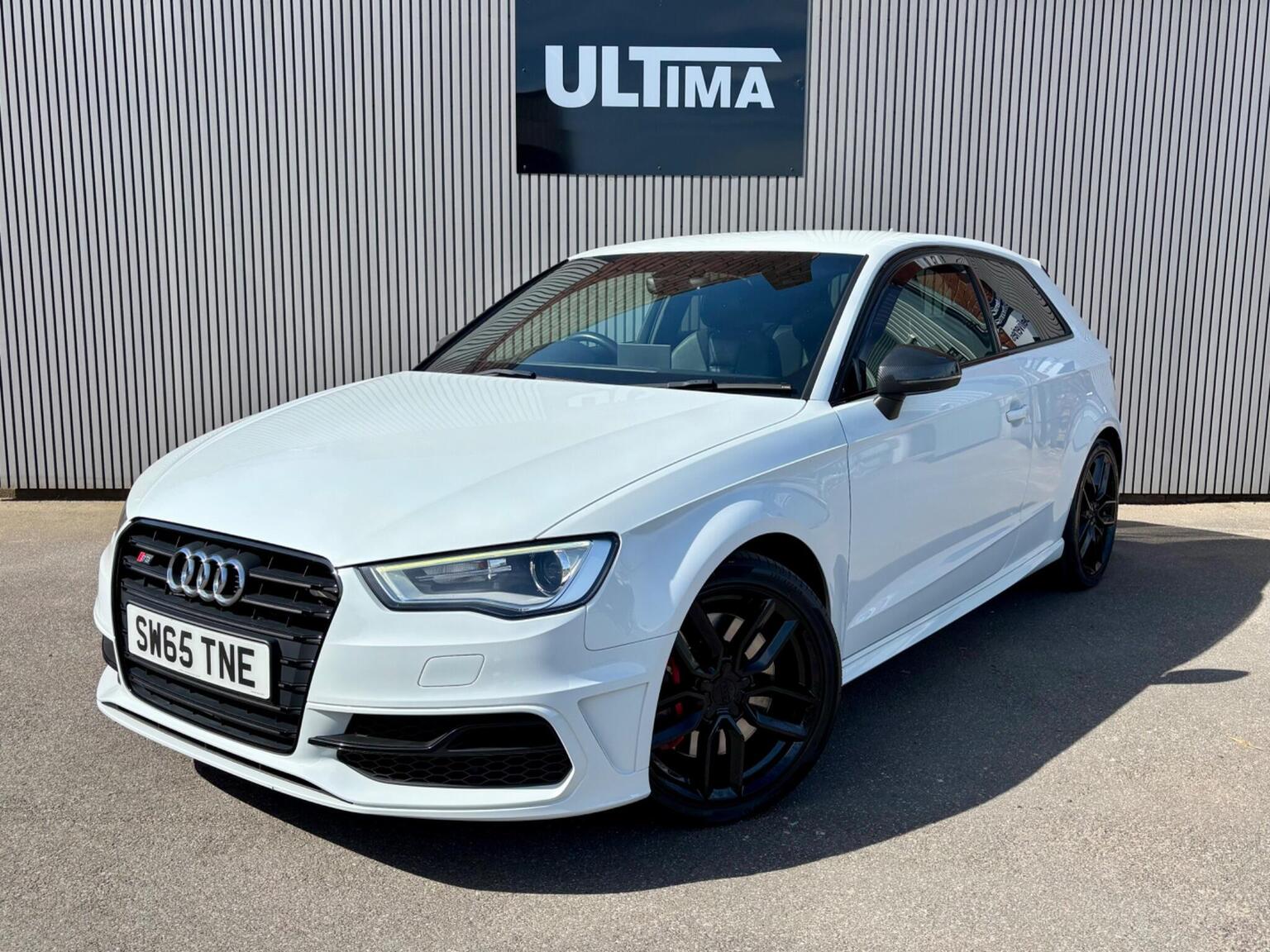 2015 AUDI S3 2.0 TFSI S Tronic quattro Euro 6 (s/s) 3dr