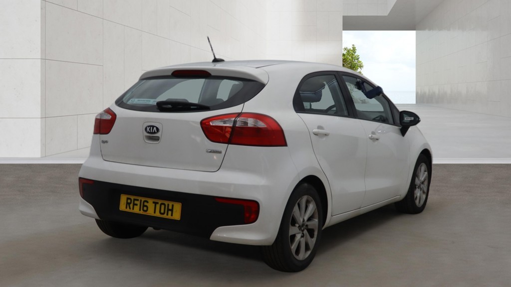 2016 Kia RIO 1.1 CRDi EcoDynamics 2 White 5dr LOWTAX+8 STAMPS, exterior view 2