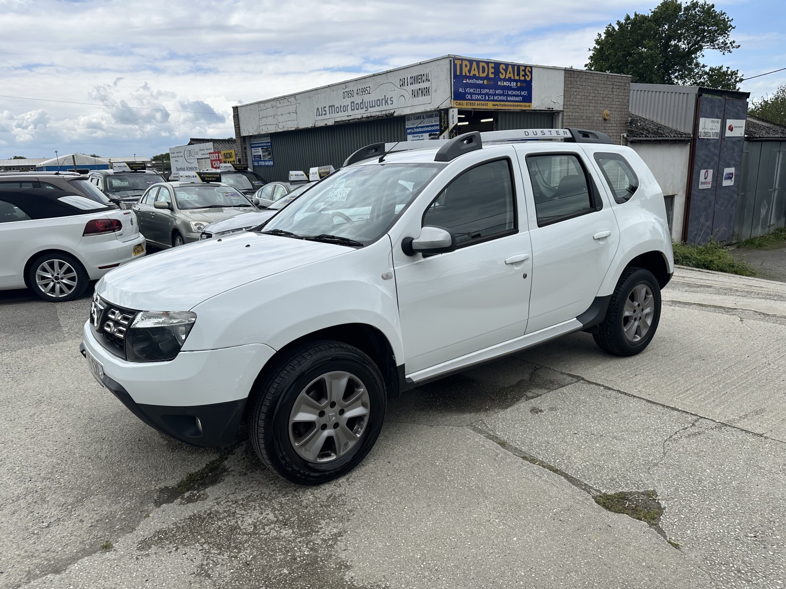 2016 Dacia DUSTER 1.5 Laureate dCi 110 4x2 for sale, exterior front view