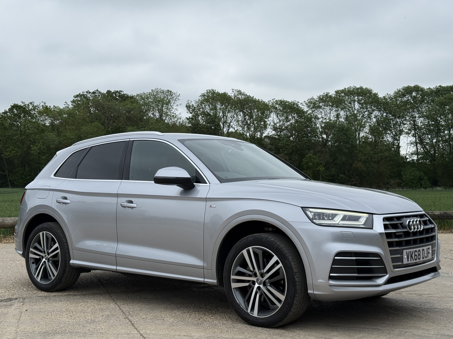 2018 Audi Q5 2.0 TDI 40 S line, exterior view 3