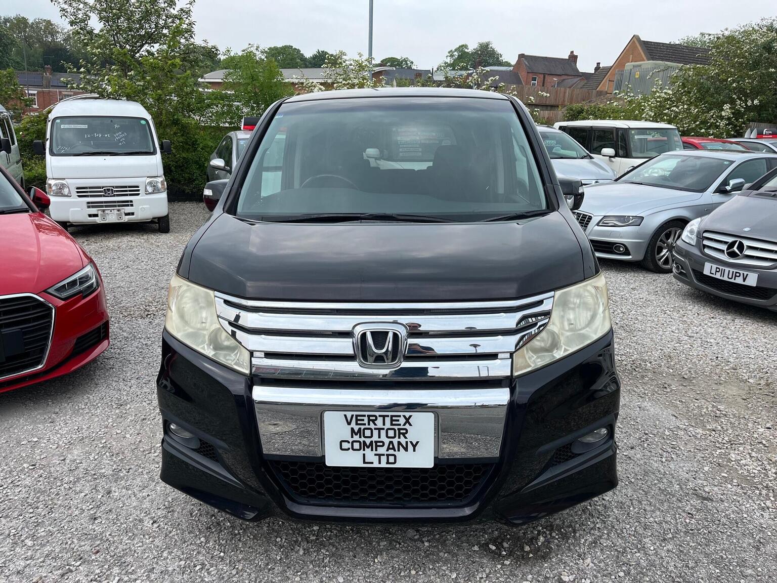 2011 Honda STEPWAGON Spada Z 2.0 Petrol Auto 5dr 8 Seater, exterior view 2