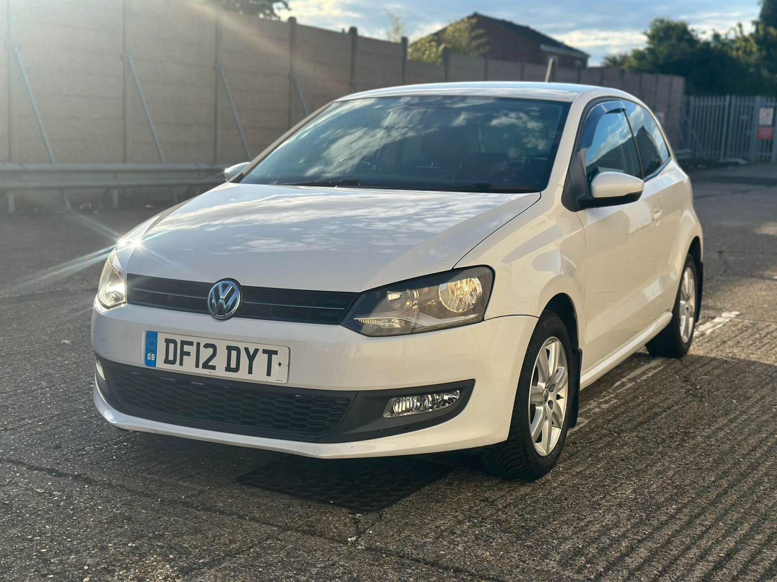 2012 Volkswagen POLO 1.2 TDI Match, exterior view 2
