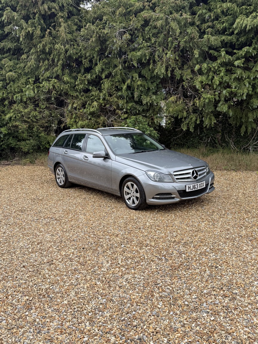2013 Mercedes-Benz C CLASS 2.1 C220 CDI Executive SE, exterior view 4