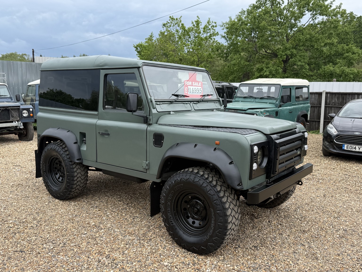 1998 LAND ROVER DEFENDER 90 2.5 300TDi*BRAND NEW GALVANISED CHASSIS*REFURB*AMAZING BARGAIN
