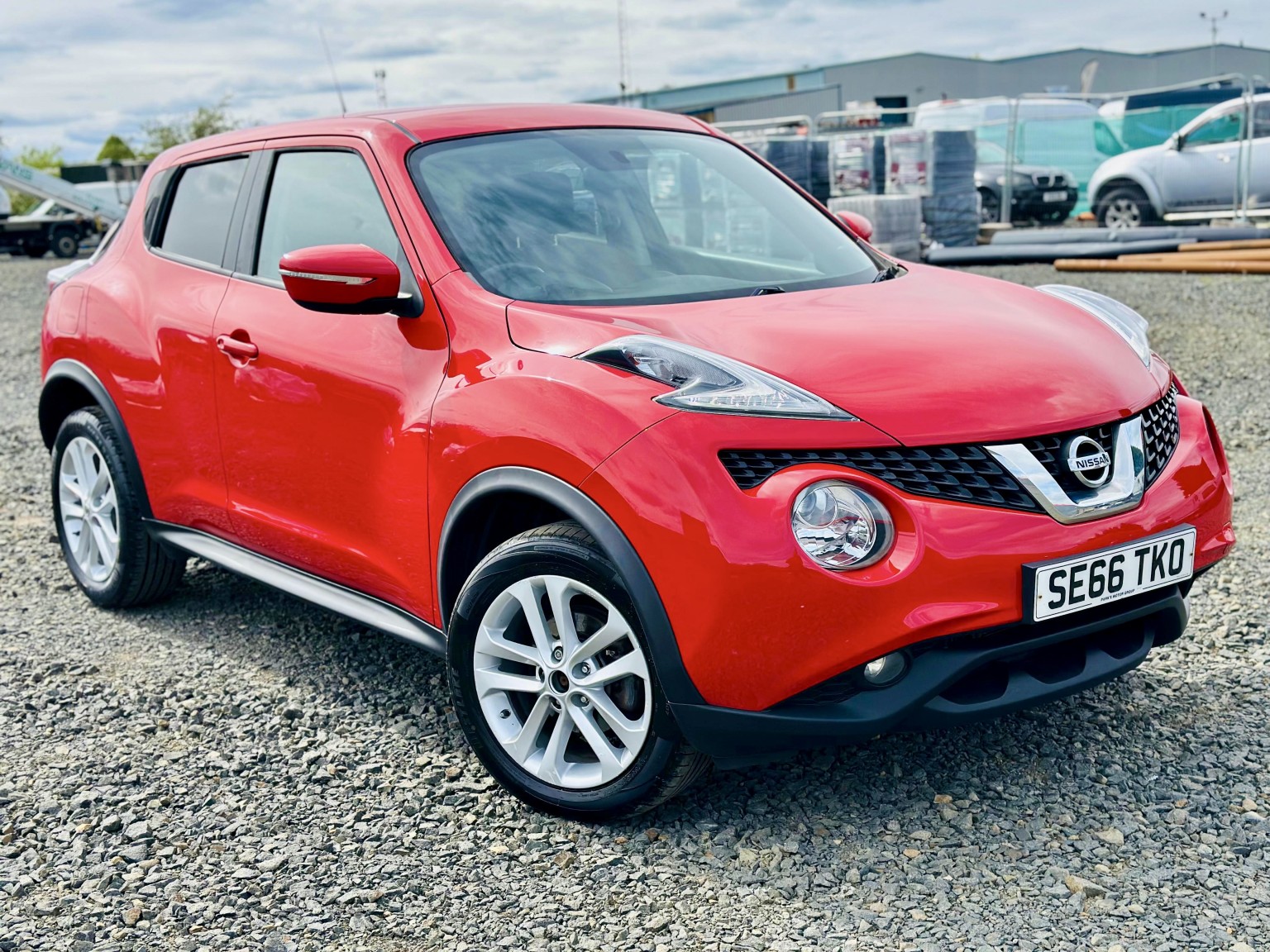 2017 Nissan JUKE 1.2 DIG-T Acenta for sale, exterior front view
