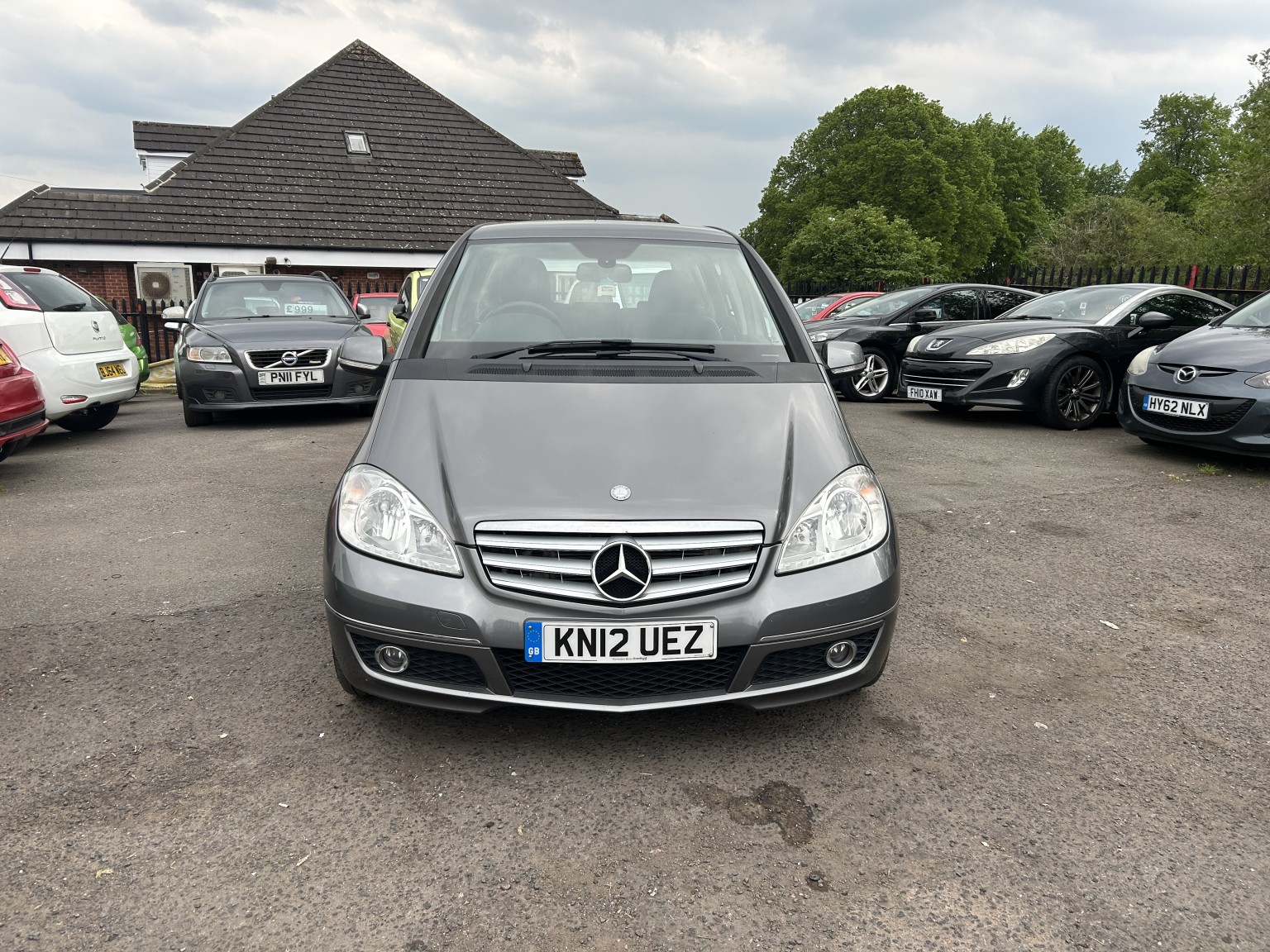 2012 Mercedes-Benz A CLASS 2.0 A180 CDI Avantgarde SE, exterior view 3
