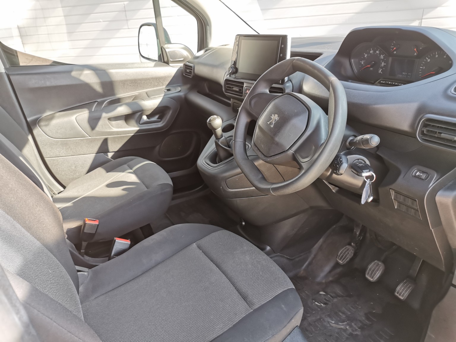 2020 Peugeot PARTNER 1.5 BlueHDi 950 Professional lONG CREW VAN DOUBLE CAB LWB, exterior view 4