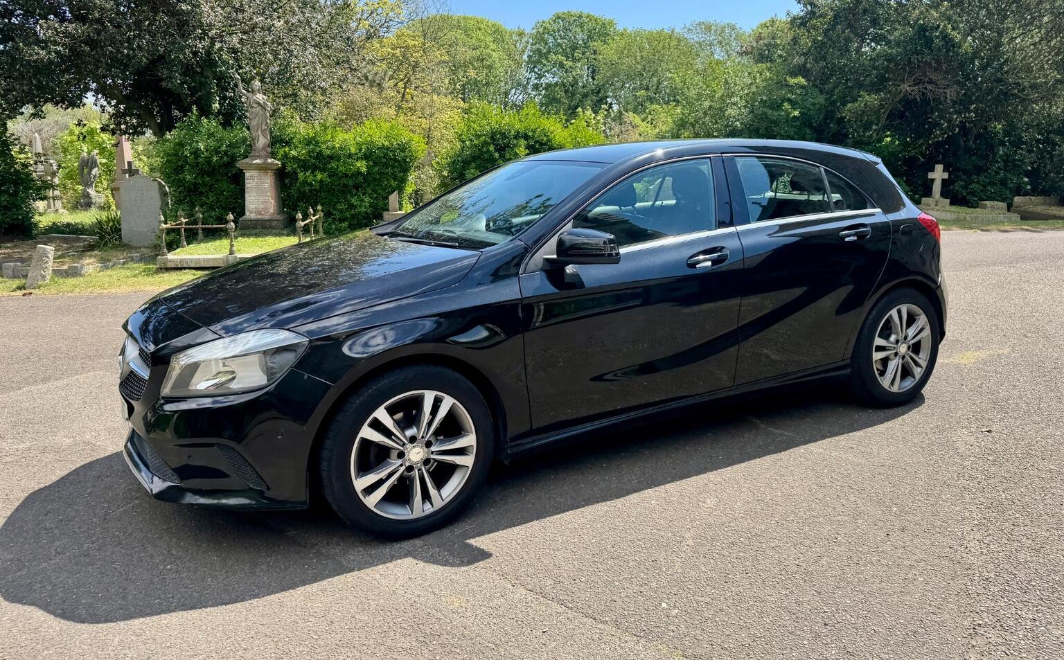 2017 Mercedes-Benz A CLASS 1.5 A180d Sport (Executive) 7G-DCT Euro 6 (s/s) 5dr, exterior view 3