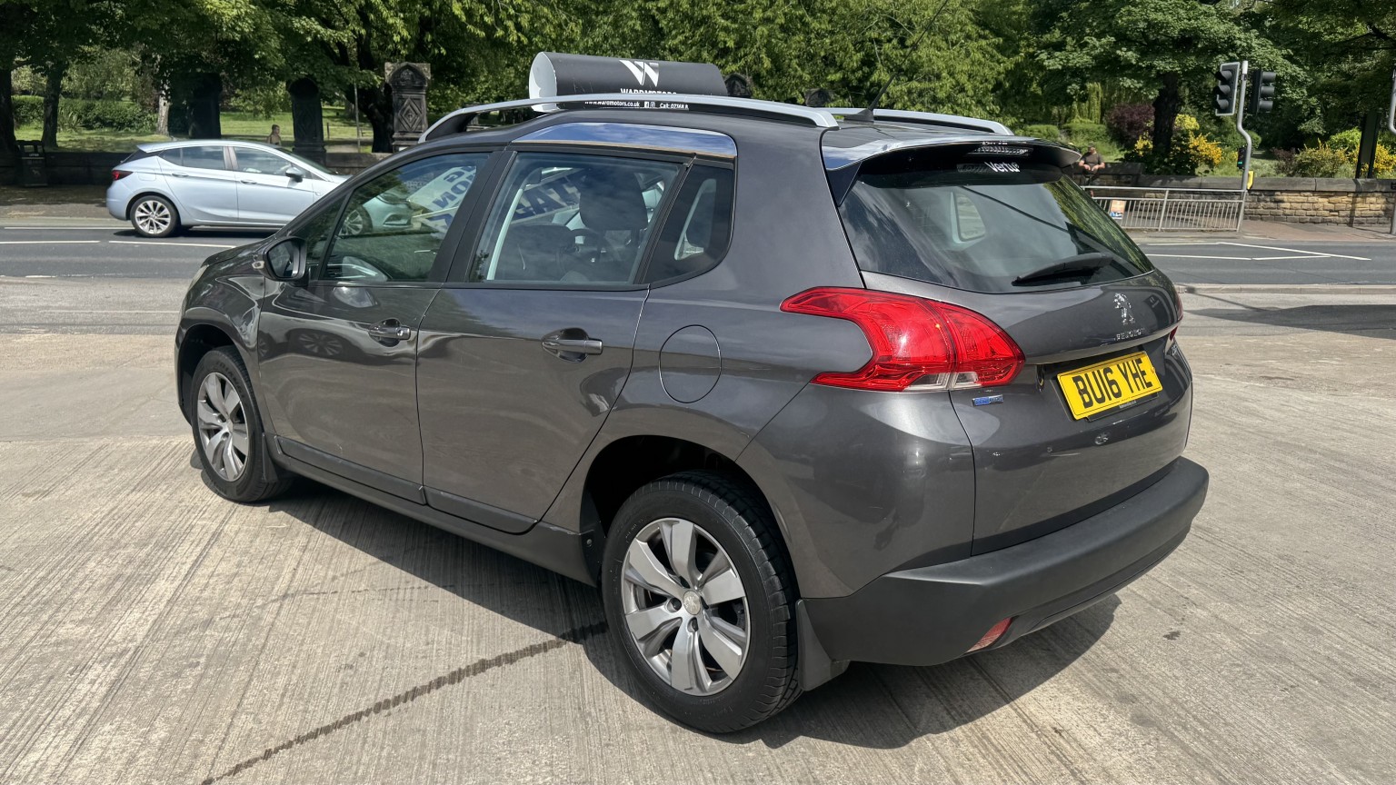 2016 Peugeot 2008 1.2 PureTech Active Grey 5dr LOW TAX+9 STAMPS+CRUISE, exterior view 3