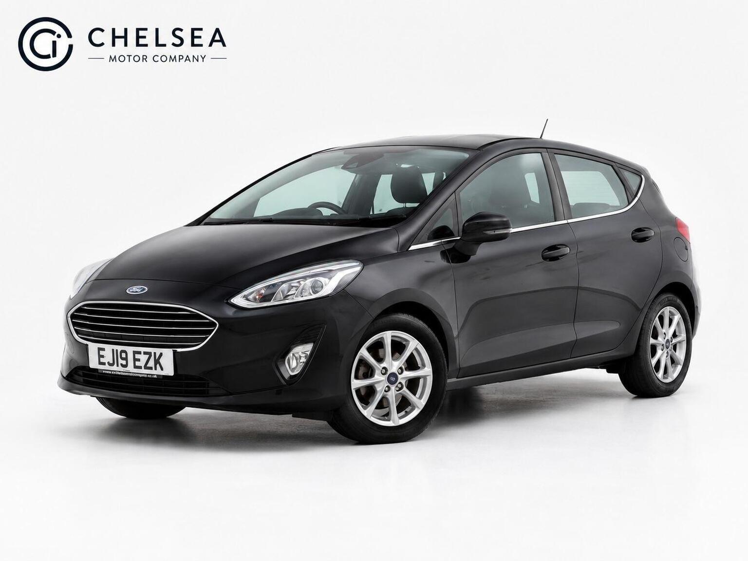 2019 Ford FIESTA 1.0T EcoBoost Zetec Euro 6 (s/s) 5dr for sale, exterior front view