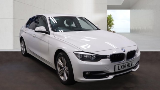 2014 BMW 3 SERIES 2.0 318d Sport Saloon Diesel White 4dr 1 KEEPER+LOW TAX+CRUISE, exterior view 3
