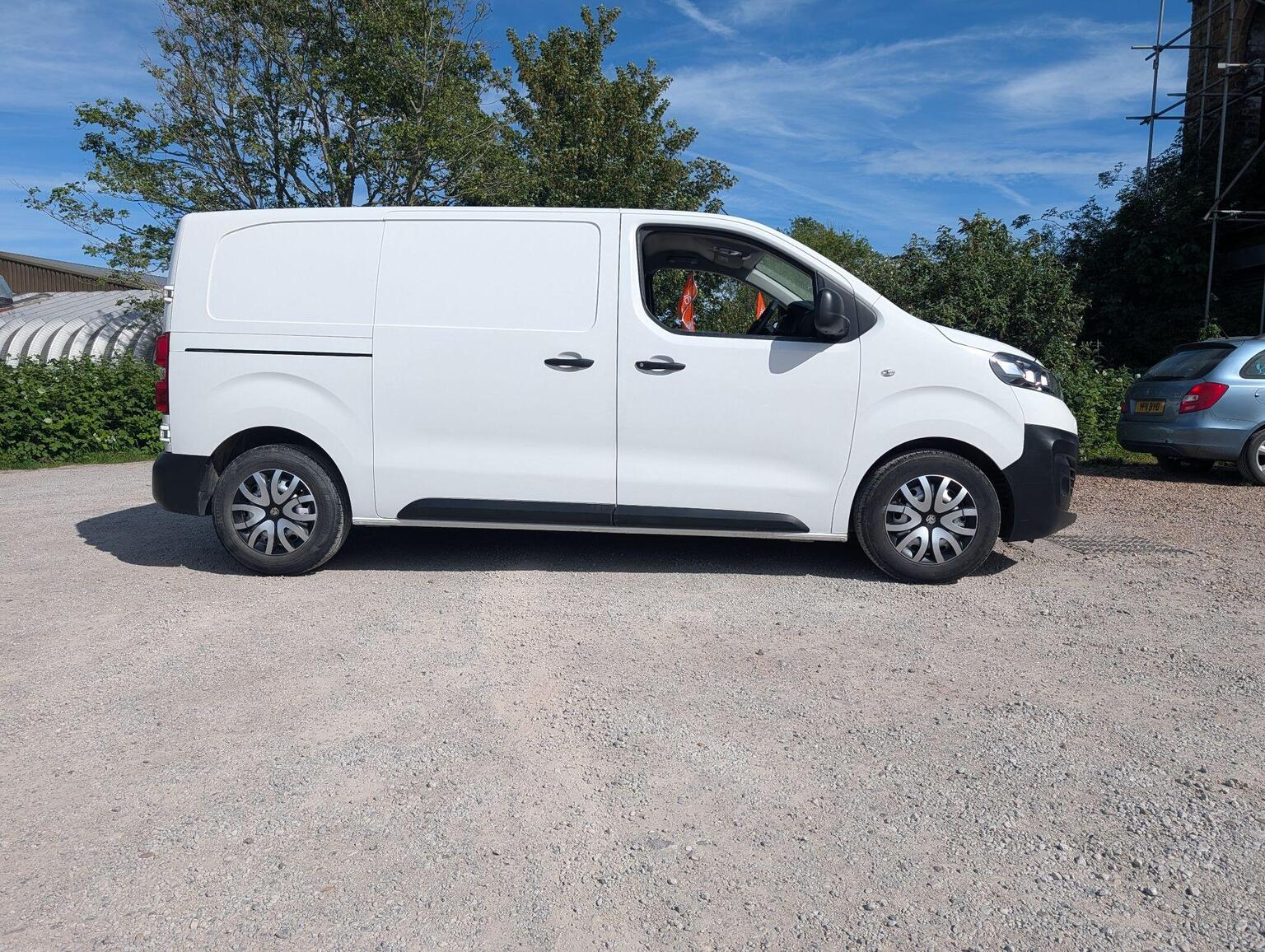 2021 Vauxhall VIVARO 1.5 Turbo D 2700 Edition L1 H1 Euro 6 (s/s) 5dr, exterior view 3