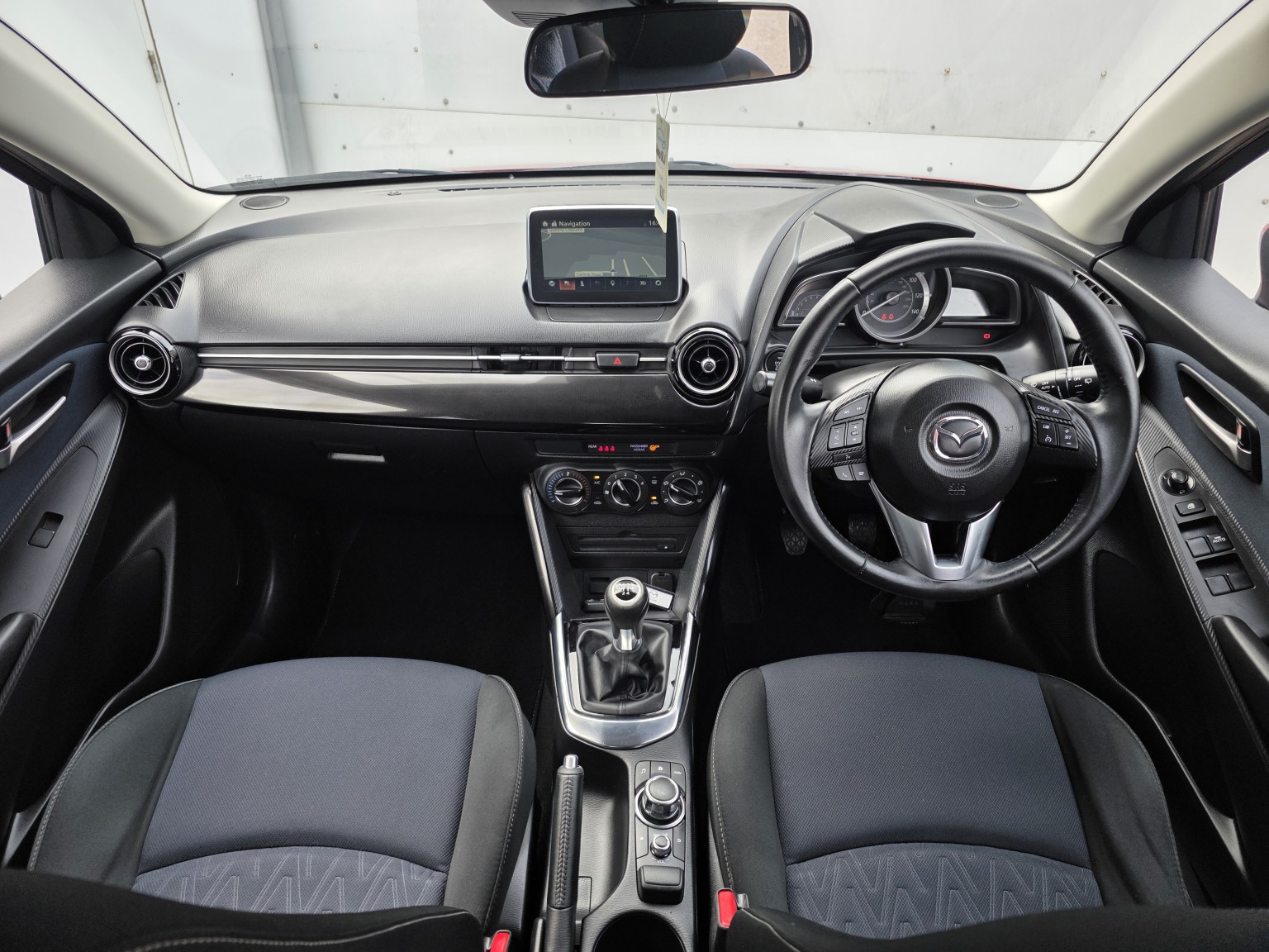 2015 Mazda MAZDA2 1.5 SKYACTIV-G Sport Black, exterior view 2