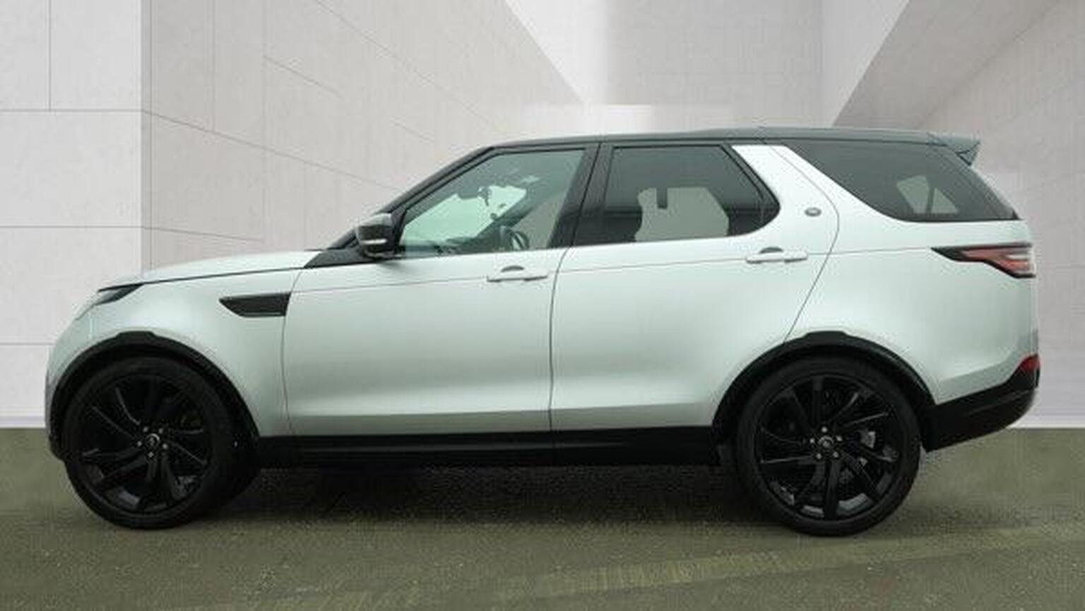 2020 Land Rover DISCOVERY 2.0 SD4 HSE Luxury Auto 4WD Euro 6 (s/s) 5dr, exterior view 3