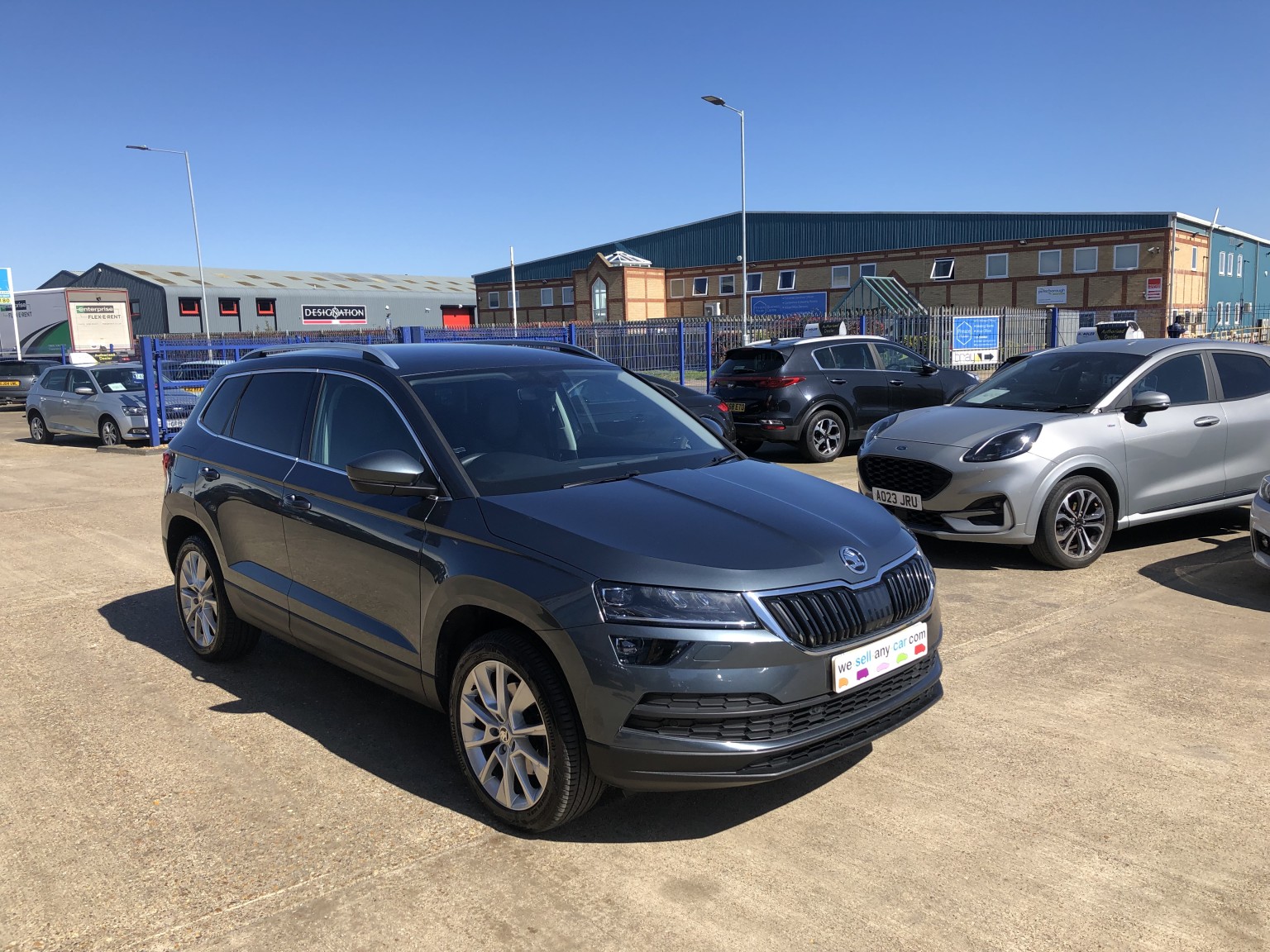 2018 Skoda KAROQ 1.6 TDI SE L, exterior view 2