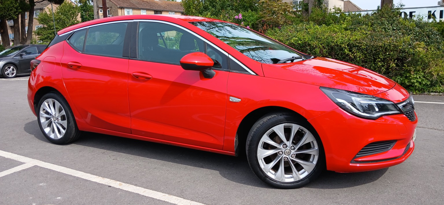 2016 Vauxhall ASTRA 1.4 i Design for sale, exterior front view