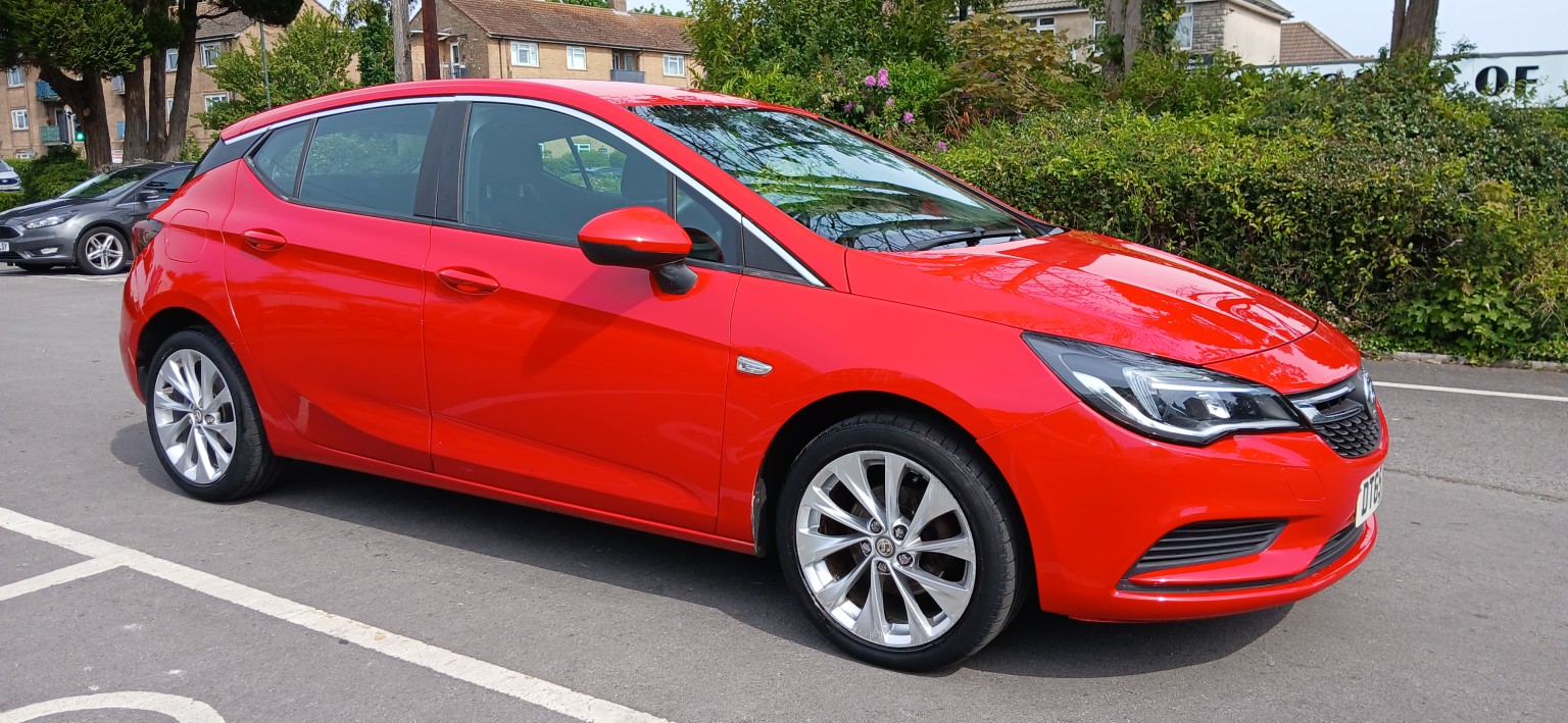 2016 Vauxhall ASTRA 1.4 i Design, exterior view 2