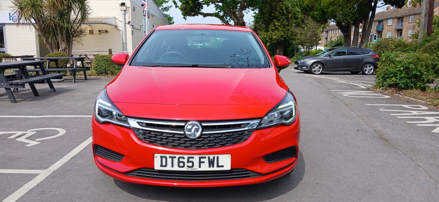 2016 Vauxhall ASTRA 1.4 i Design, exterior view 3