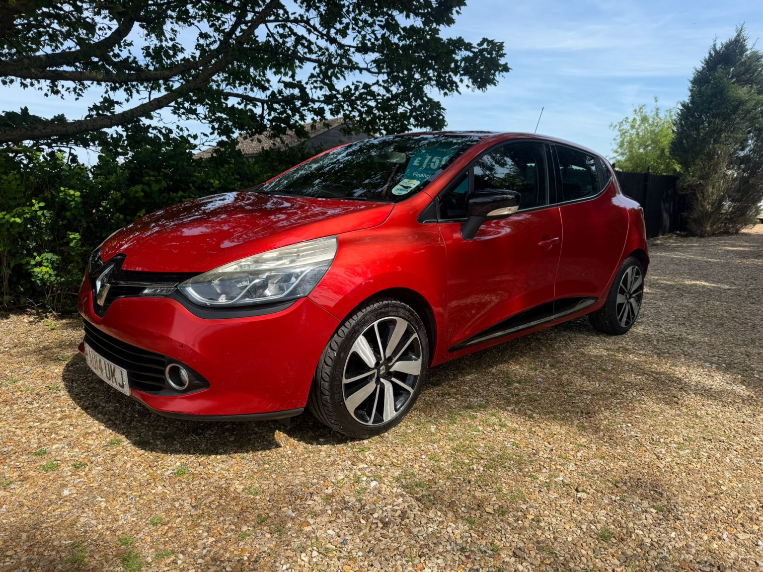 2014 Renault CLIO 1.5 Dynamique S MediaNav dCi 90 EDC Auto for sale, exterior front view