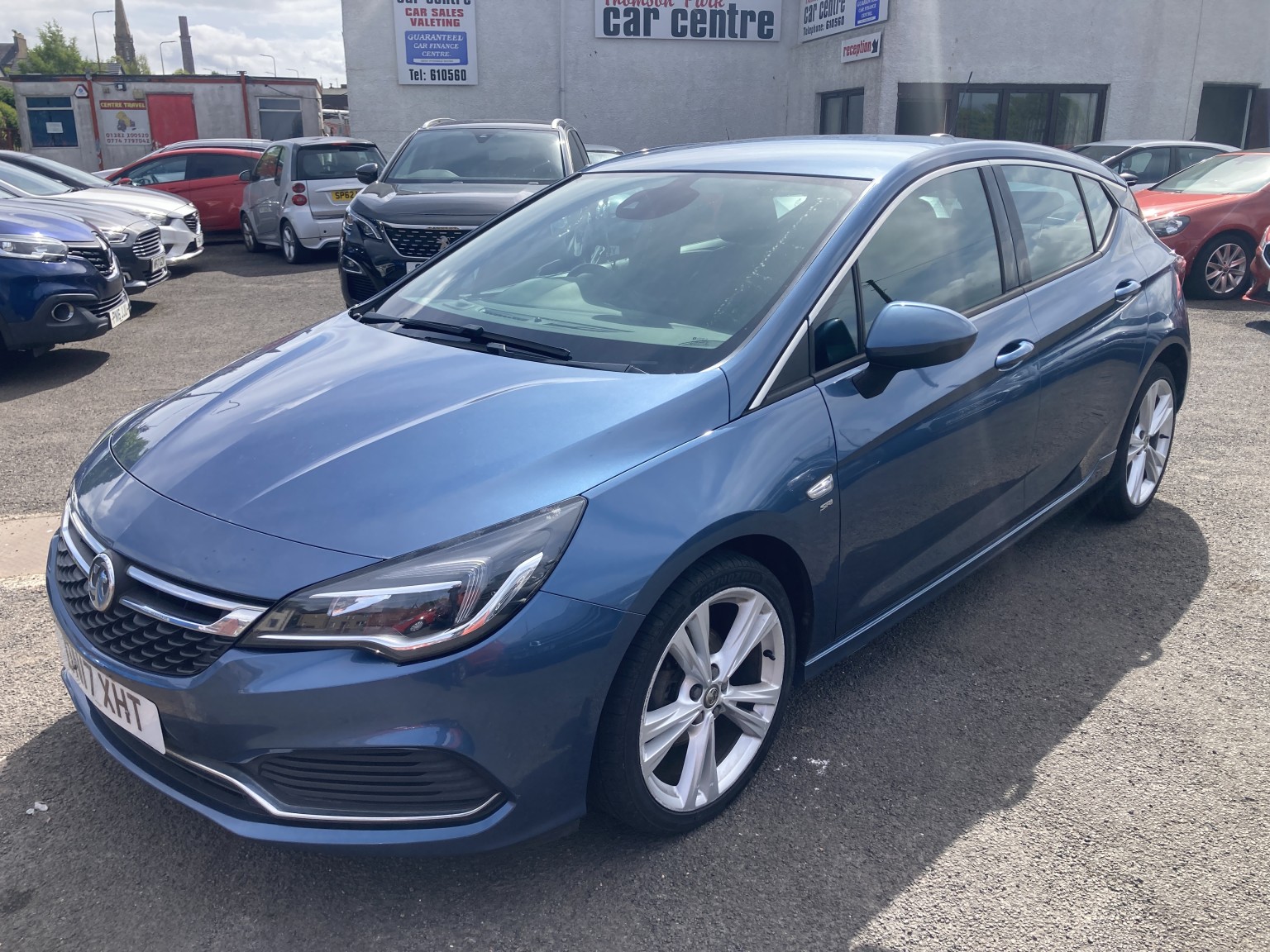 2017 Vauxhall ASTRA 1.4 i Turbo SRi VX Line, exterior view 3