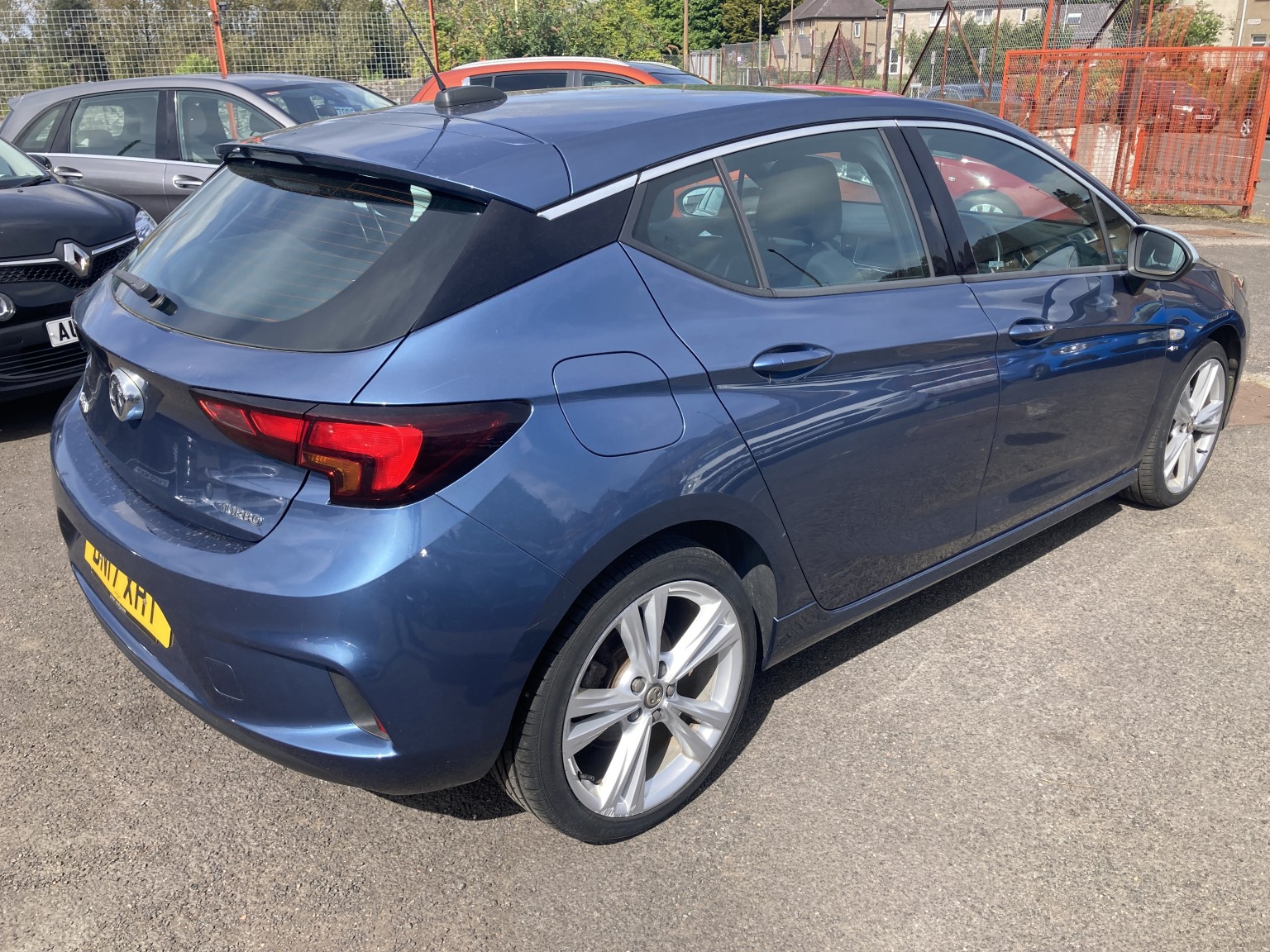 2017 Vauxhall ASTRA 1.4 i Turbo SRi VX Line, exterior view 4