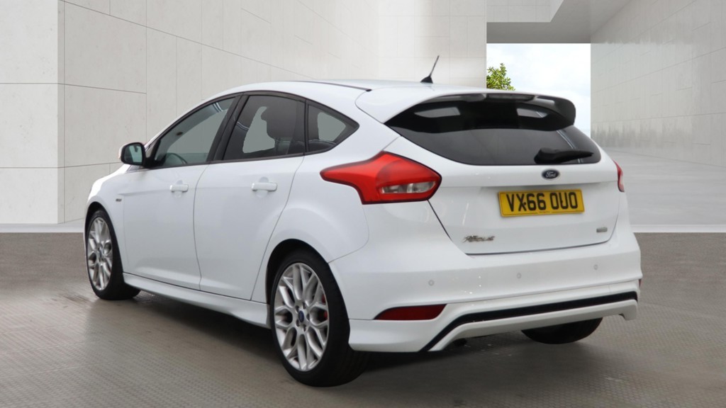 2016 Ford FOCUS 1.0 T EcoBoost ST-Line White 5dr 1 KEEPER+LOW TAX+SATNAV, exterior view 2