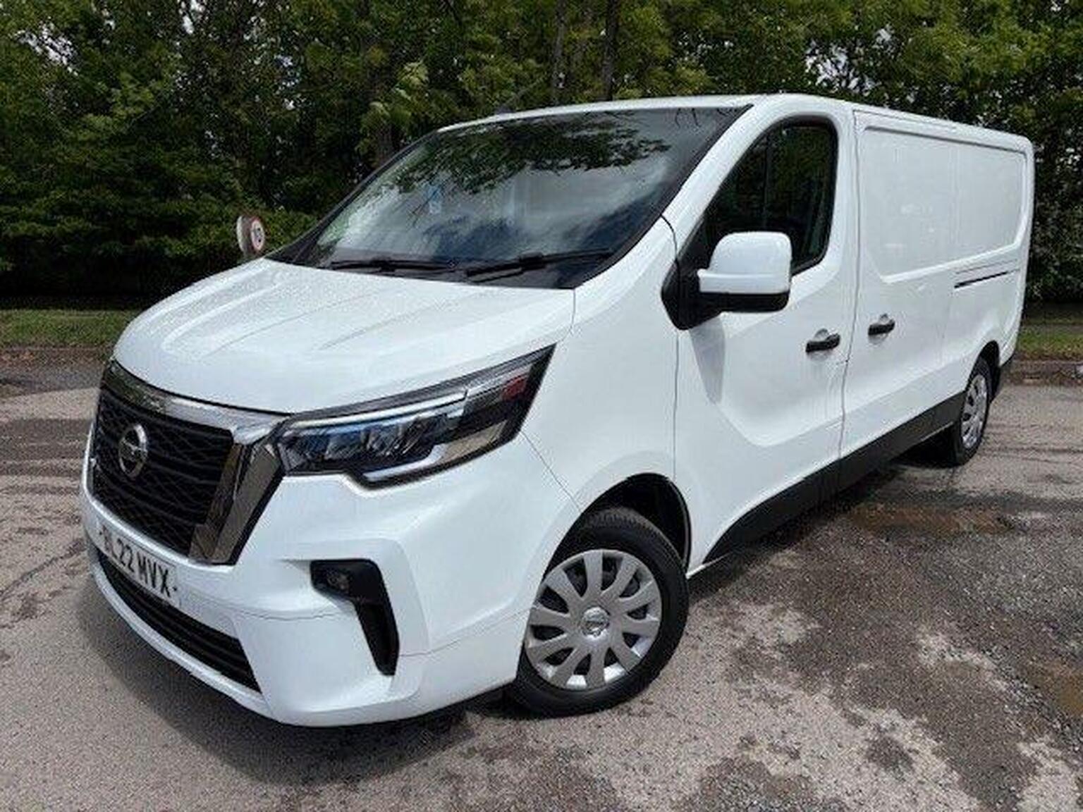 2022 Nissan PRIMASTAR 2.0 dCi 30 Acenta L2 H1 Euro 6 (s/s) 5dr, exterior view 3