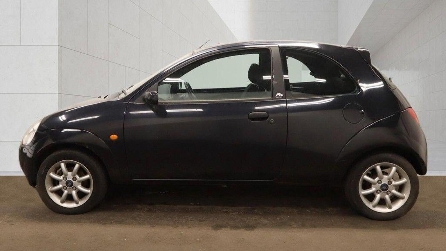 2008 Ford KA 1.3 Zetec Climate 3dr, exterior view 4