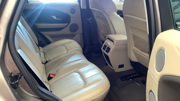 2016 Land Rover Range Rover Evoque ED4 SE, exterior view 3