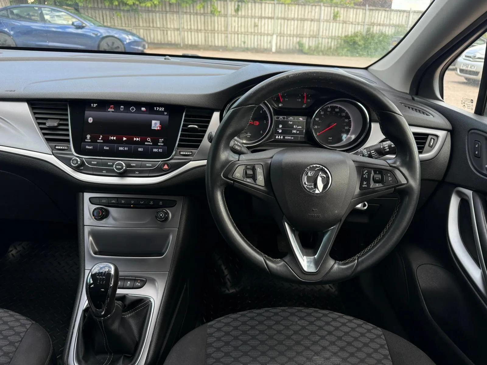 2017 Vauxhall ASTRA 1.6 CDTi ecoFLEX Tech Line Euro 6 (s/s) 5dr, exterior view 4