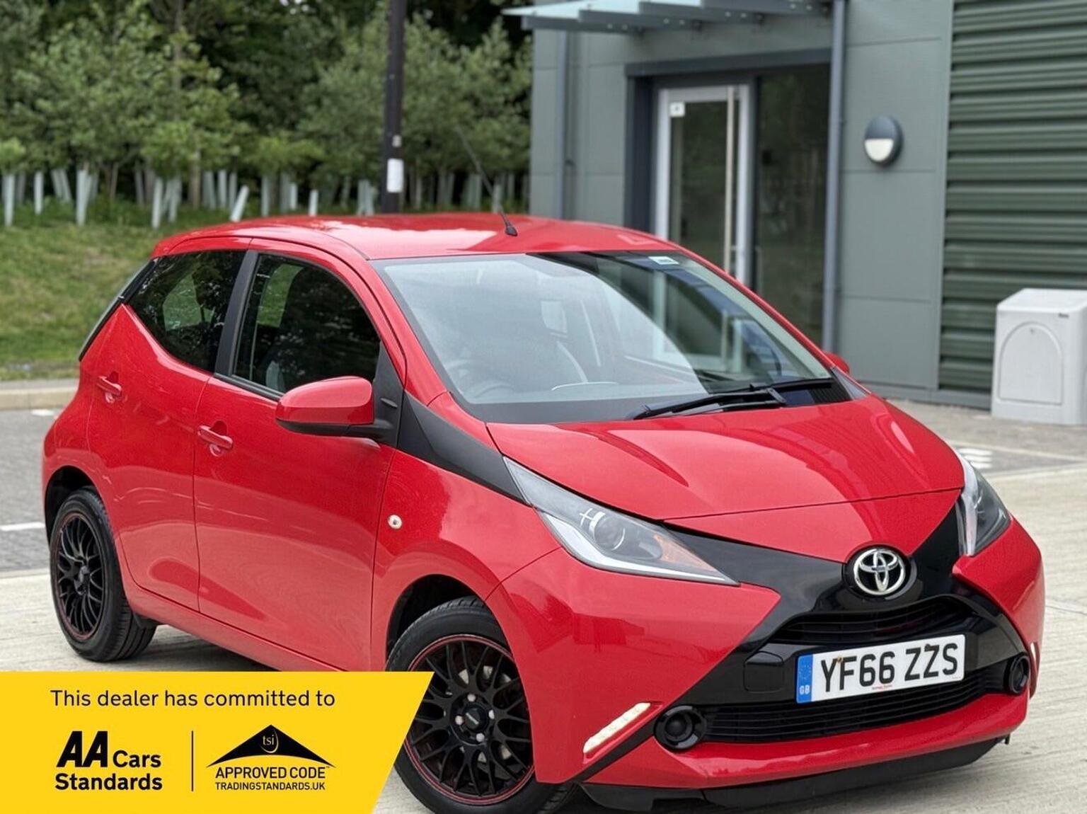 2016 TOYOTA AYGO 1.0 VVT-i x-play x-shift Euro 5 5dr Euro 5