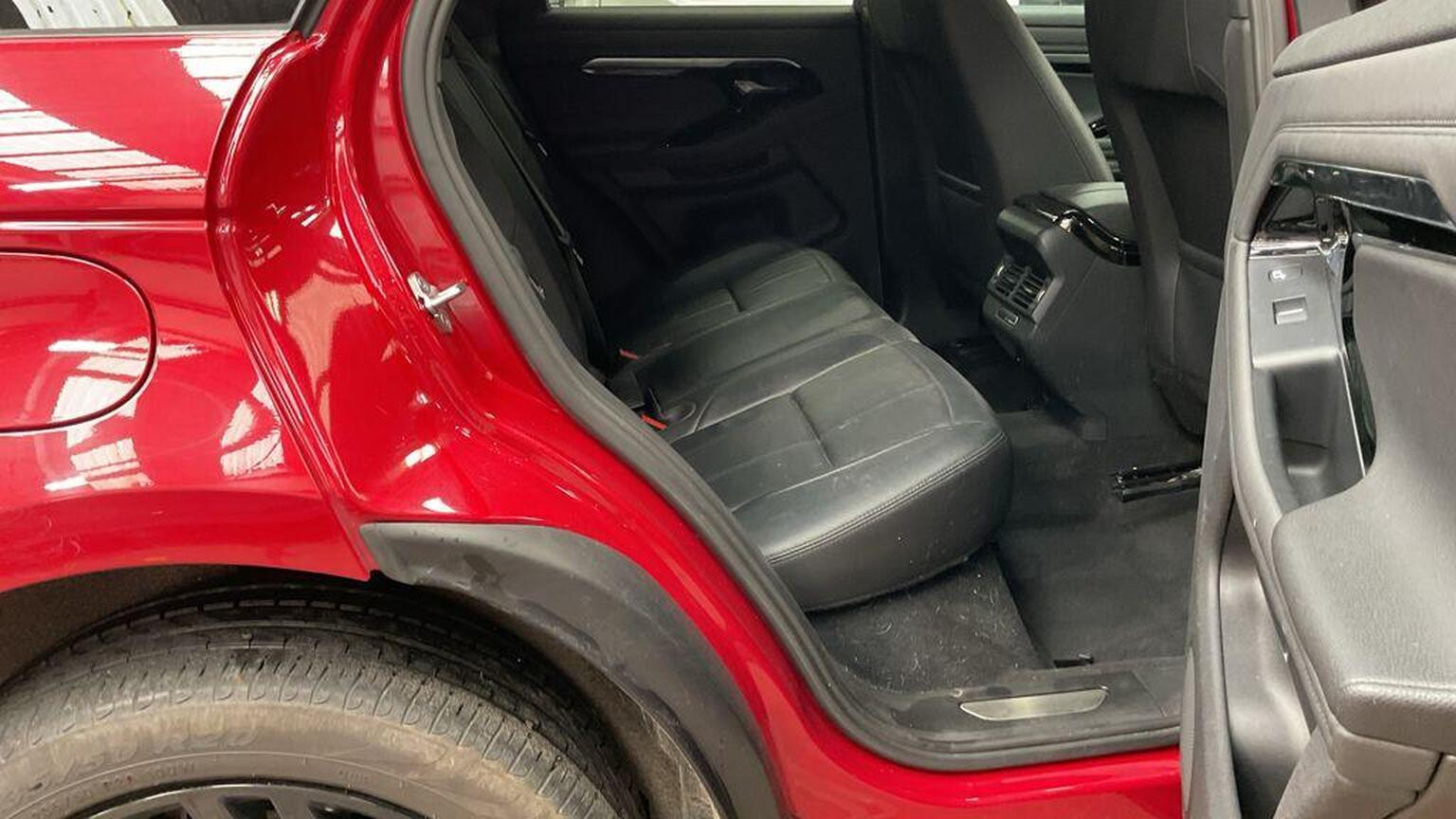2021 Land Rover RANGE ROVER EVOQUE 2.0 D200 MHEV R-Dynamic SE Auto 4WD Euro 6 (s/s) 5dr, exterior view 4