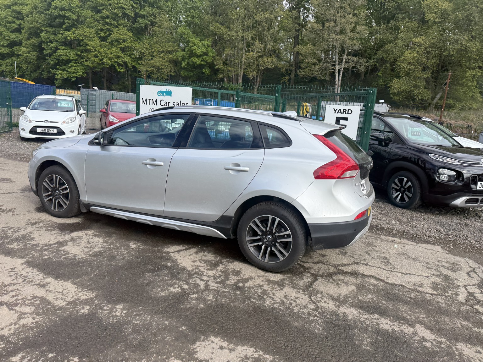 2017 Volvo V40 CROSS COUNTRY 2.0 Cross Country D2, exterior view 4